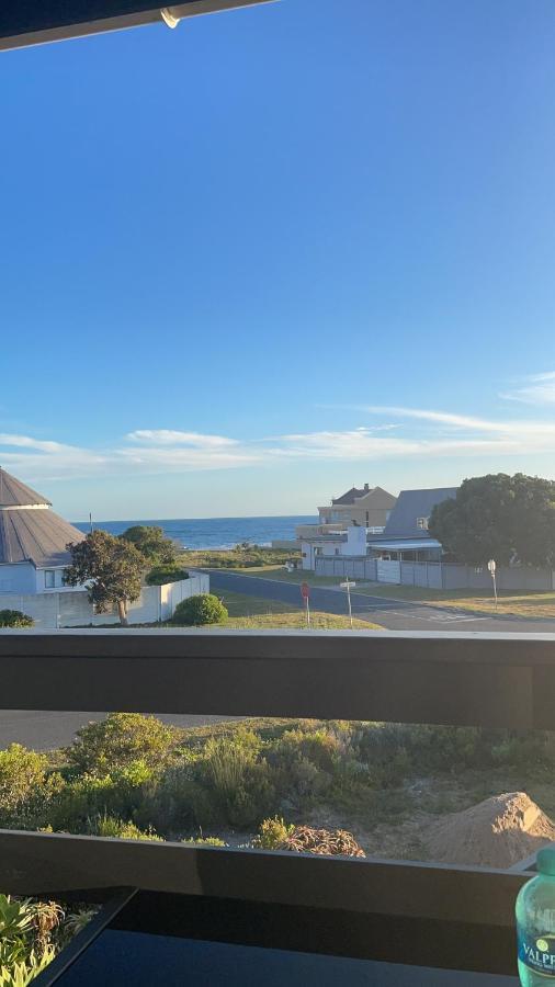2 On Third Avenue Hermanus Exterior foto